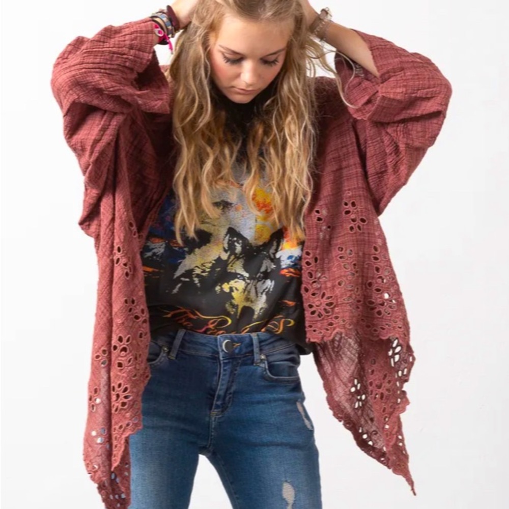 Free People Amaira Shawl NWOT